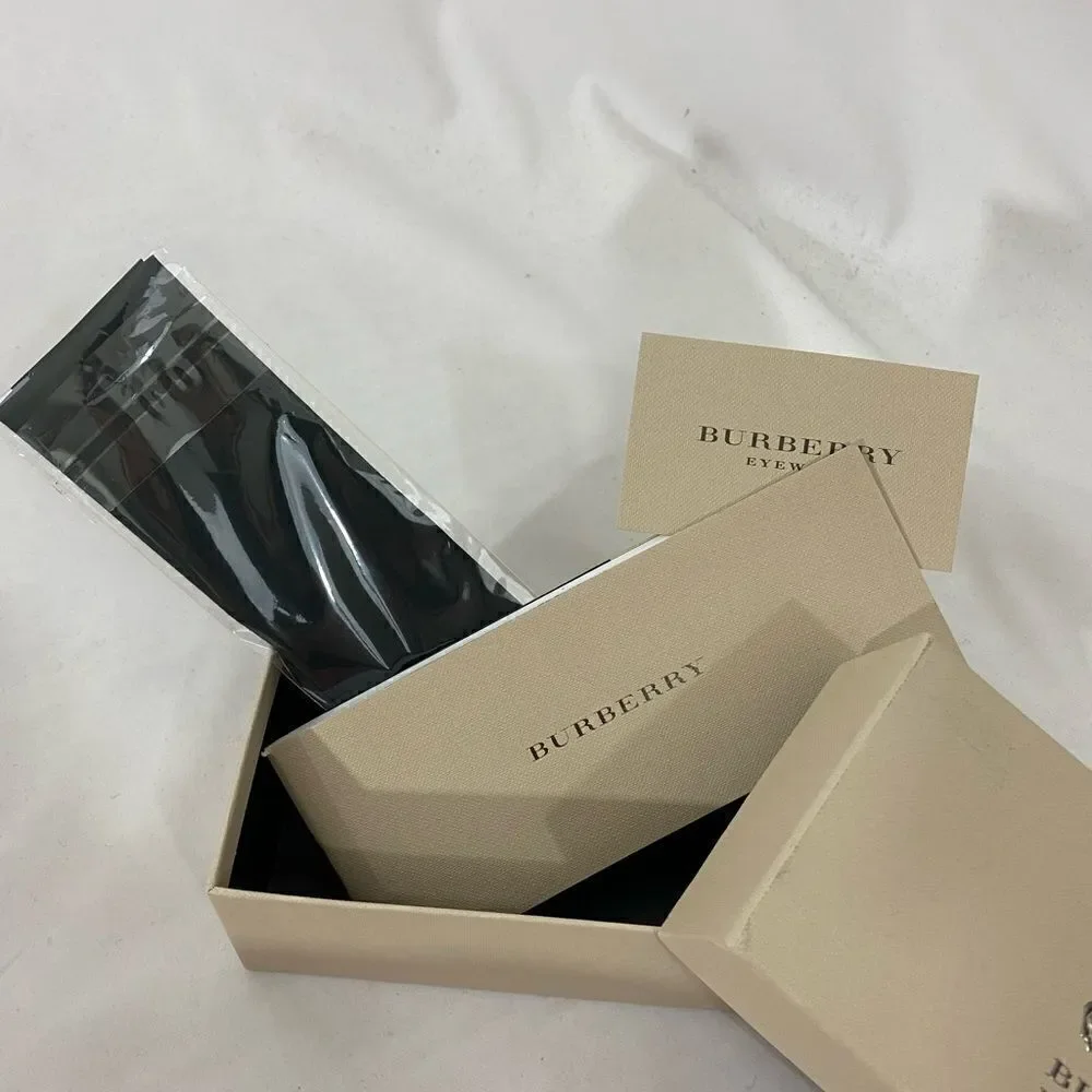 Authentic Burberry EMPTY Sunglasses Box - Picture 3 of 4